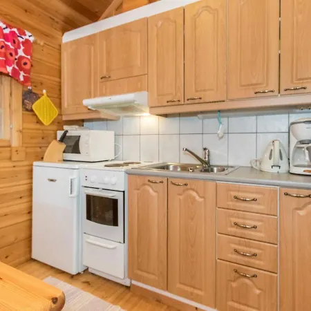 Holiday home Kaeenpesae By Interhome
